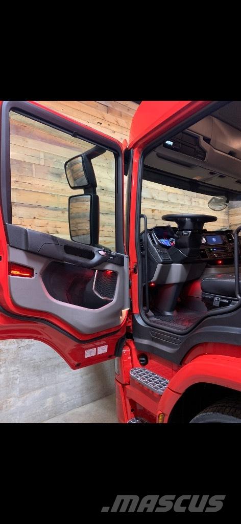 Scania P 280 Skapbiler