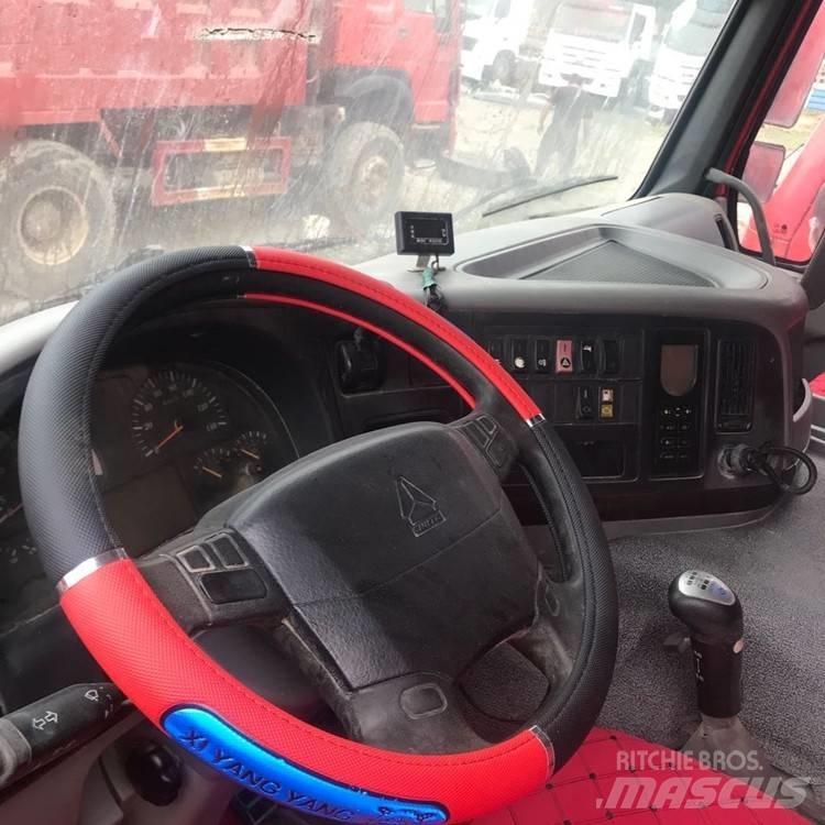 Howo 371 8x4 Tippbil