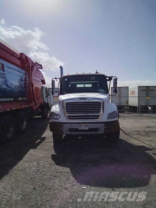 Freightliner M2 Kabelløft lastebiler