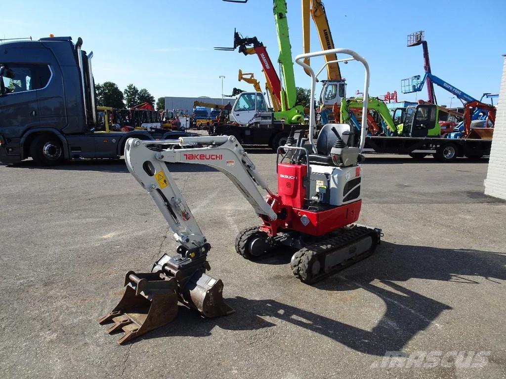 Takeuchi TB210 Minigravere <7t