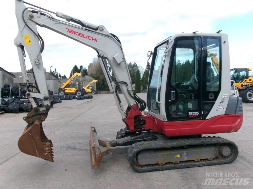 Takeuchi TB 235 Minigravere <7t
