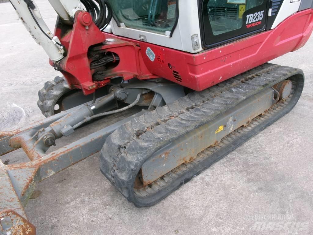 Takeuchi TB 235 Minigravere <7t