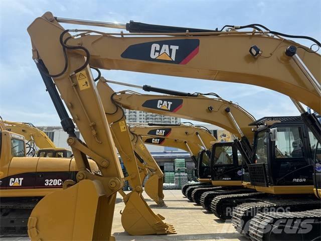 CAT 323 D L Beltegraver