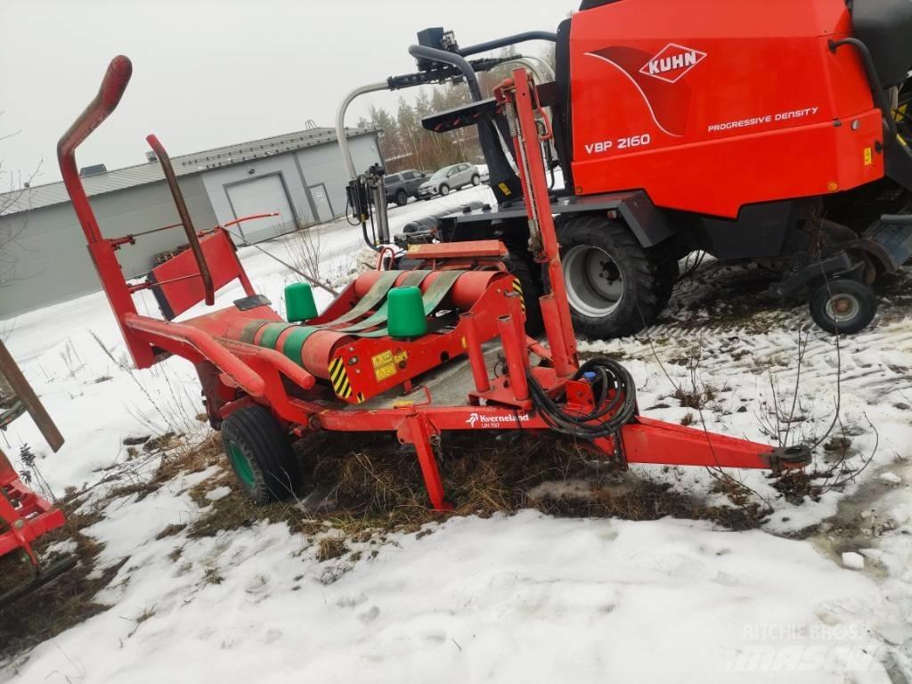Kverneland 7517 Rundballepakker
