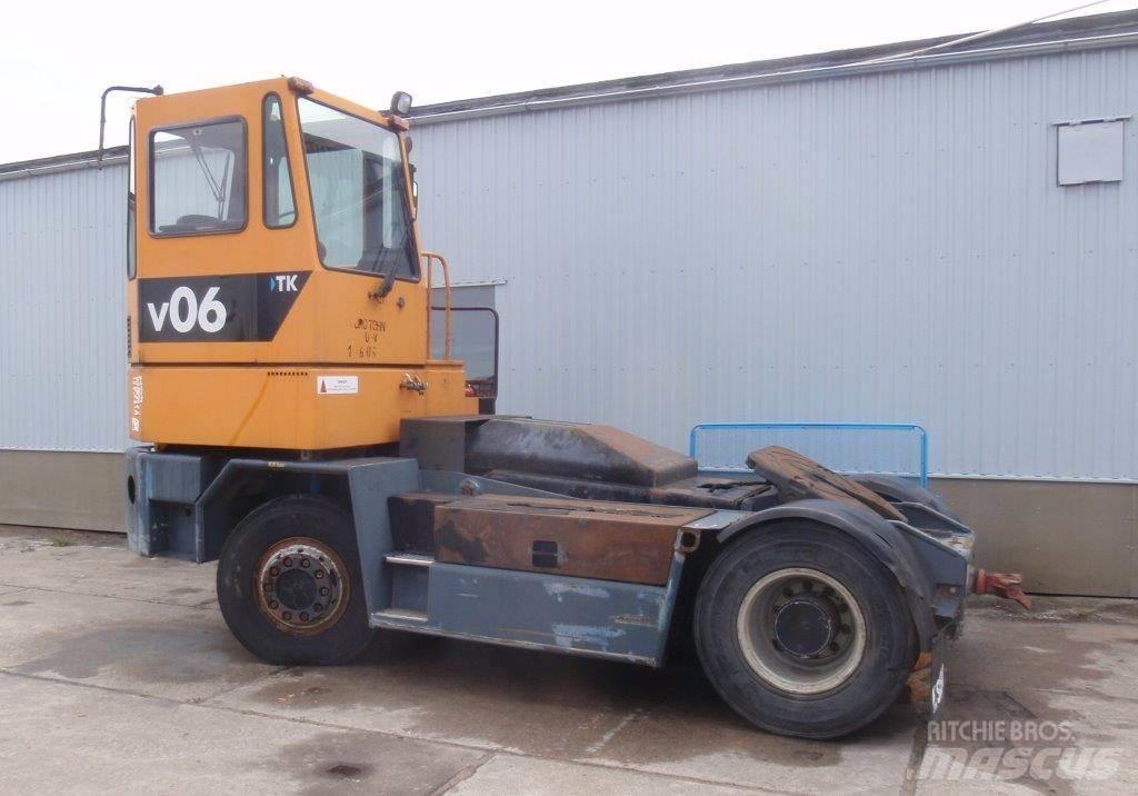 Sisu TRX 242 Terminaltraktor