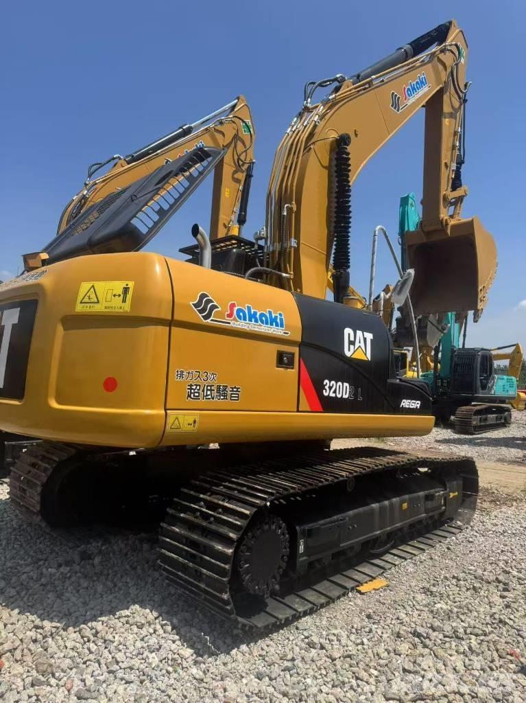 CAT 320d2 Beltegraver