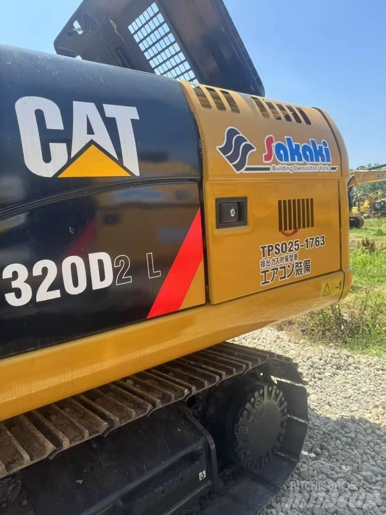 CAT 320d2 Beltegraver