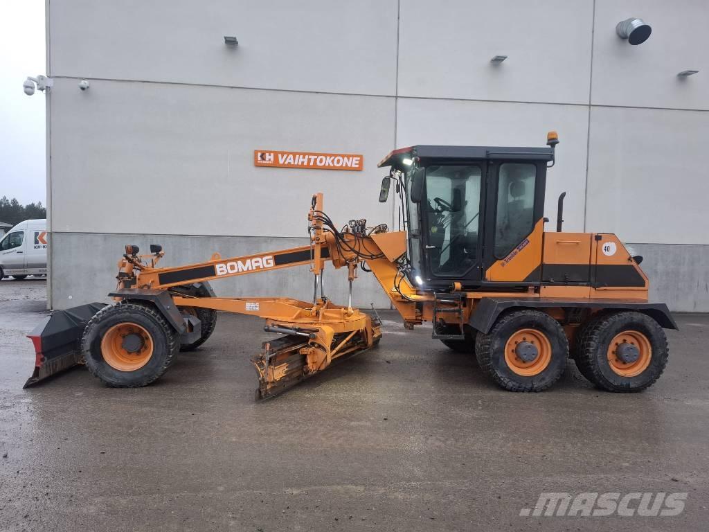 Bomag BG 110 TA Veihøvler