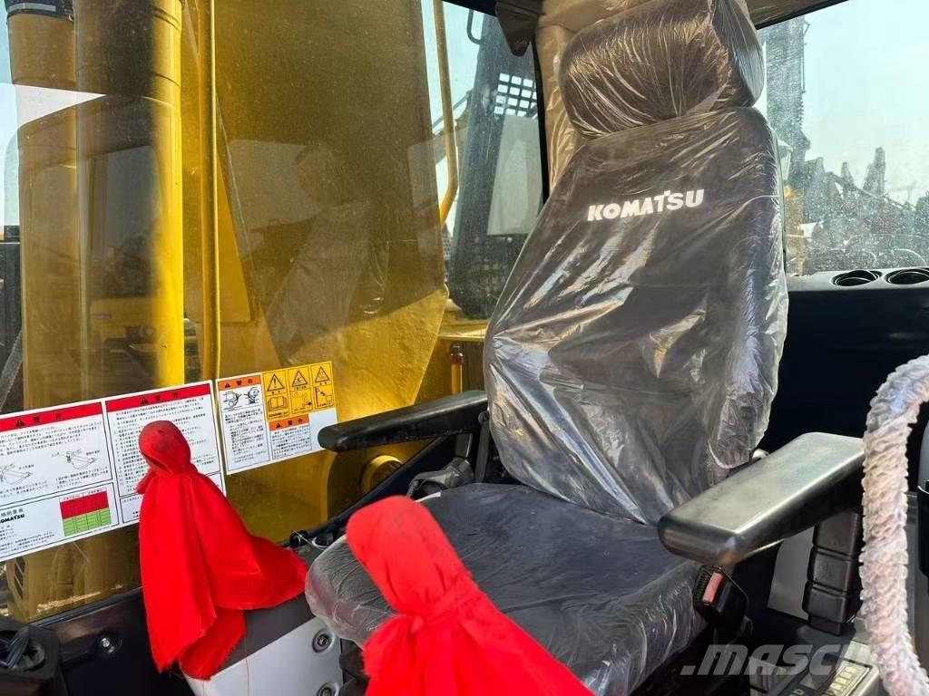 Komatsu PC 240 Beltegraver