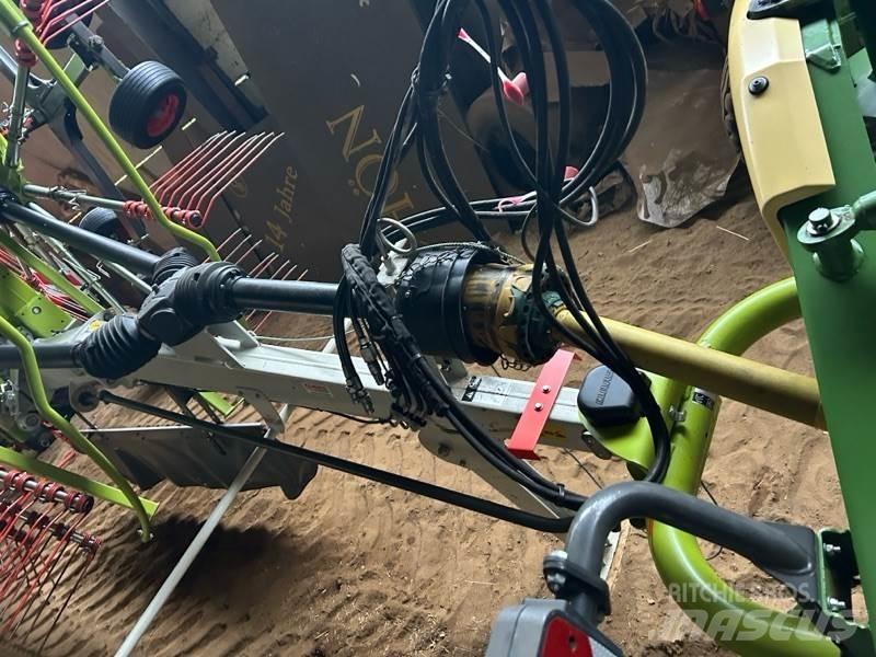 CLAAS Liner 2800 Svanser