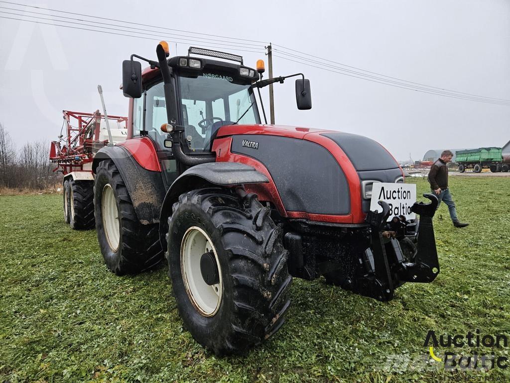 Valtra T190 Traktorer