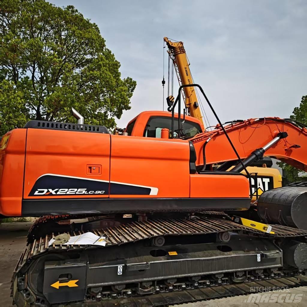 Doosan DX 225 Beltegraver