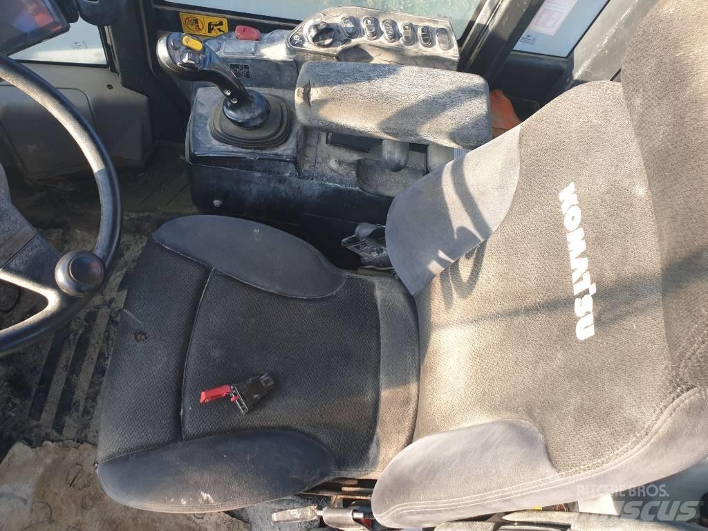 Komatsu WA320-8 Hjullastere
