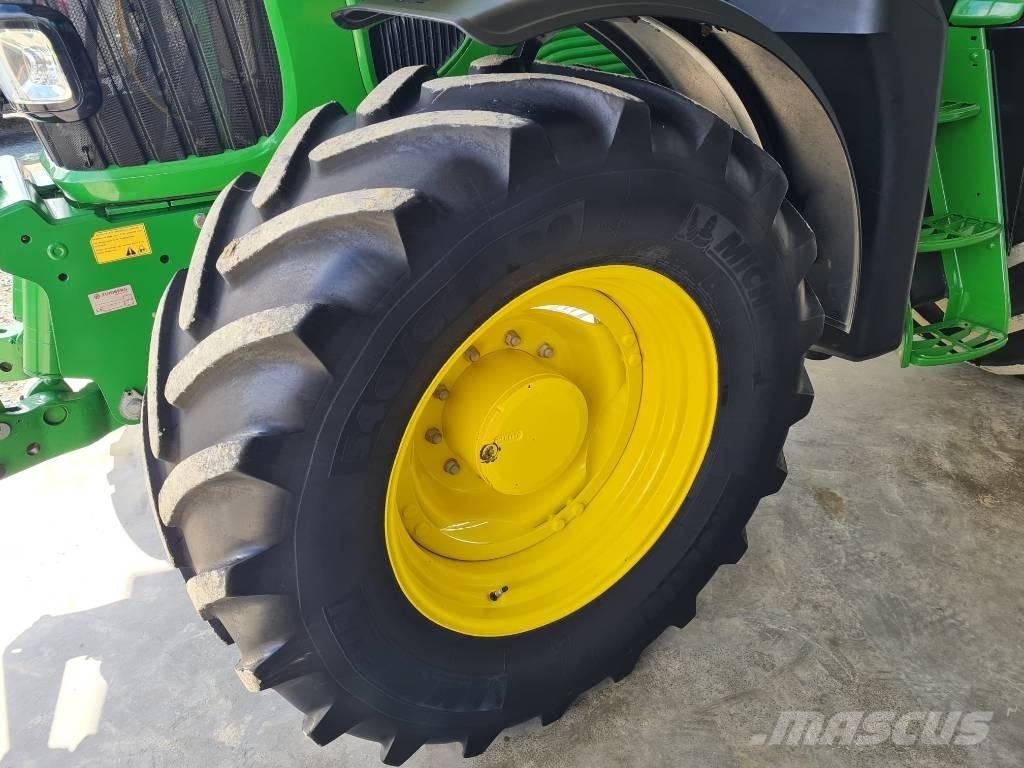 John Deere 7430 AP Traktorer