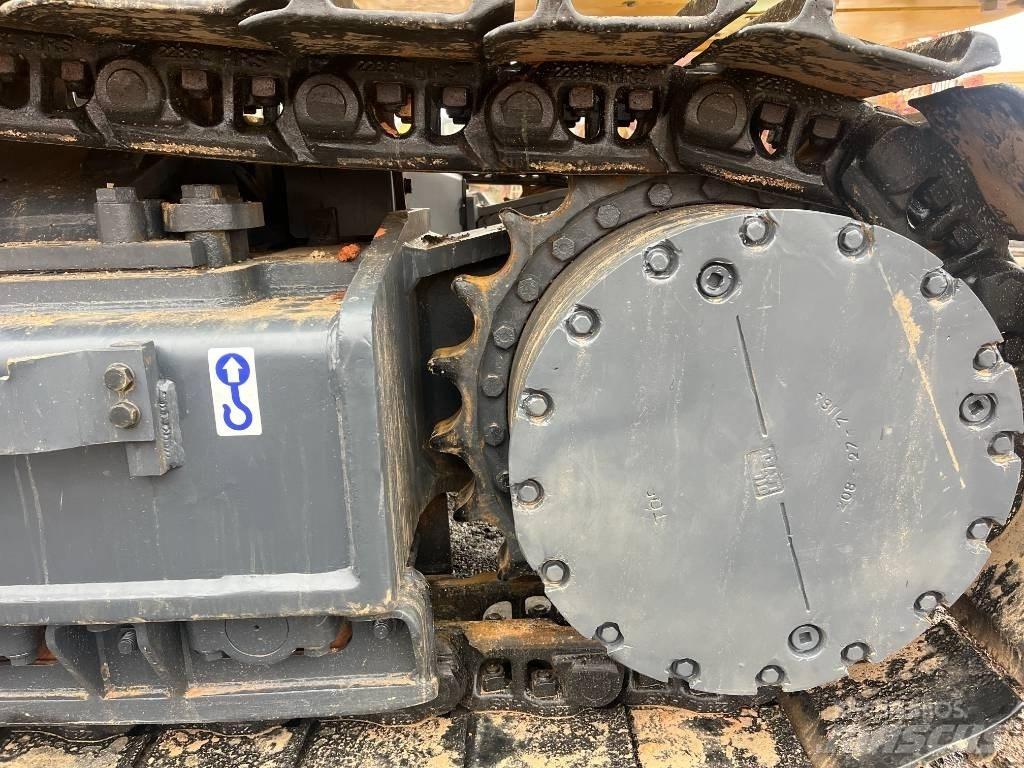 Komatsu PC 450 LC-8 Beltegraver
