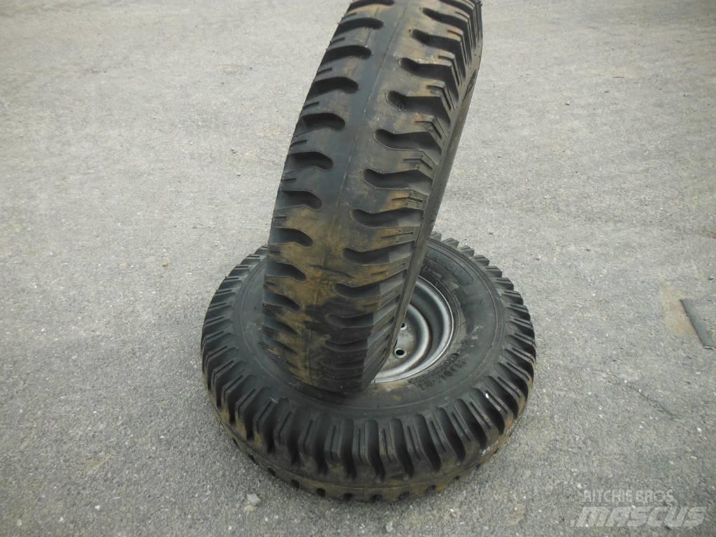  ADDO INDIA 900X16 Dekk, hjul og felger