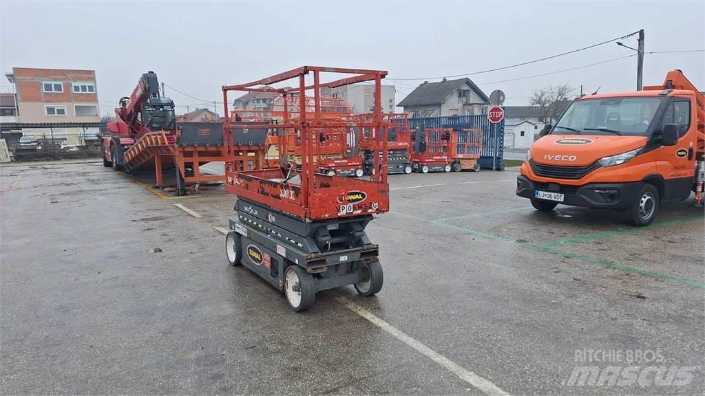 SkyJack SJIII3220 Sakselifter