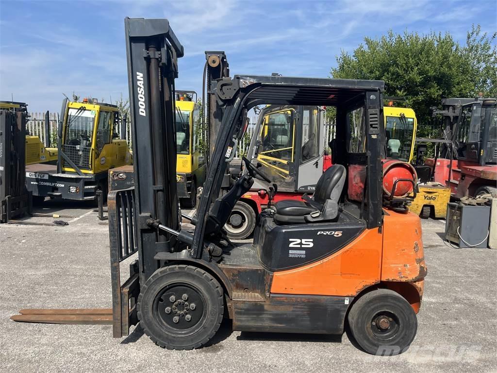 Doosan G25E-5 Propan trucker
