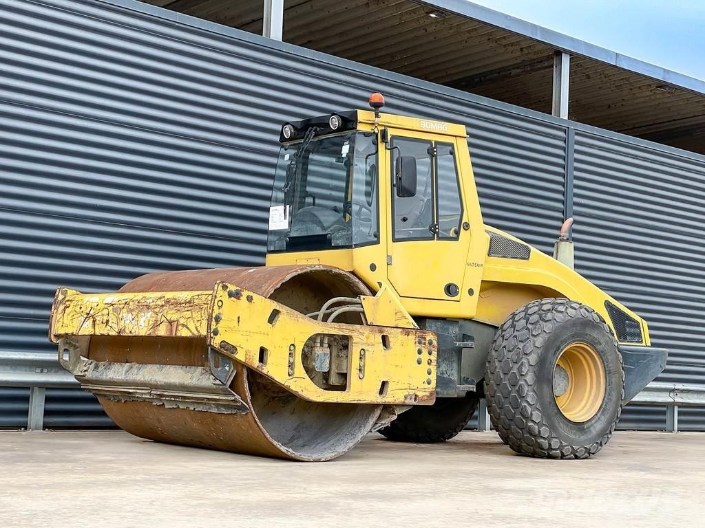 Bomag BW 213 DH-4 Valsetog