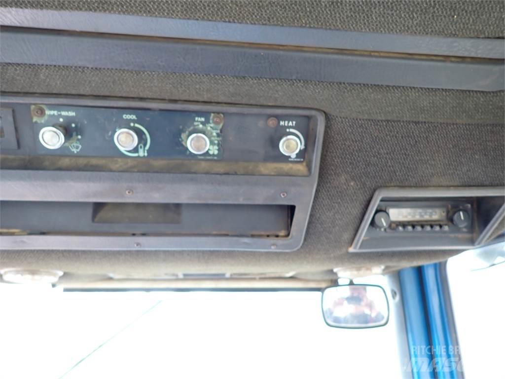 Ford TW25 Traktorer