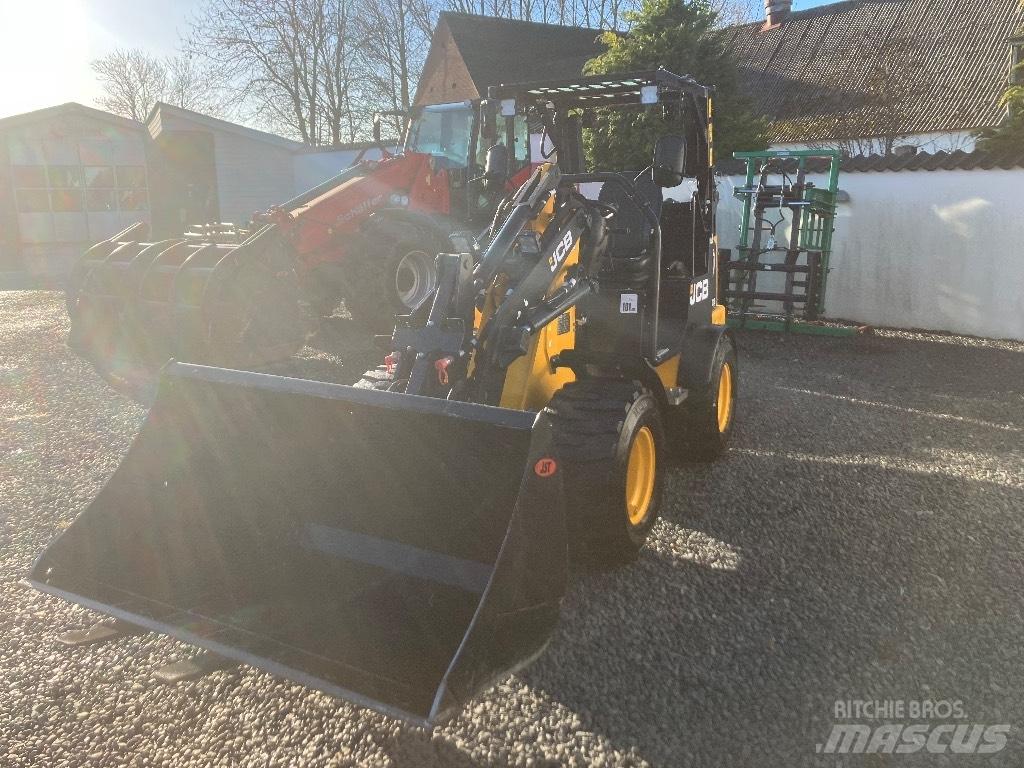 JCB 403 Kompaktlastere