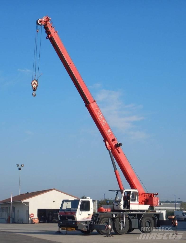 Grove GMK 3050 Allterreng kraner