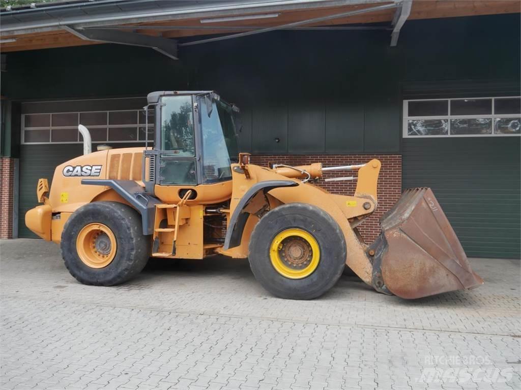 Case IH 821F Hjullastere