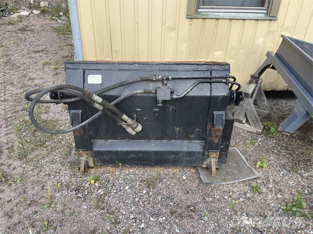  Vilakone Hiekotin Kompakttraktor tilbehør