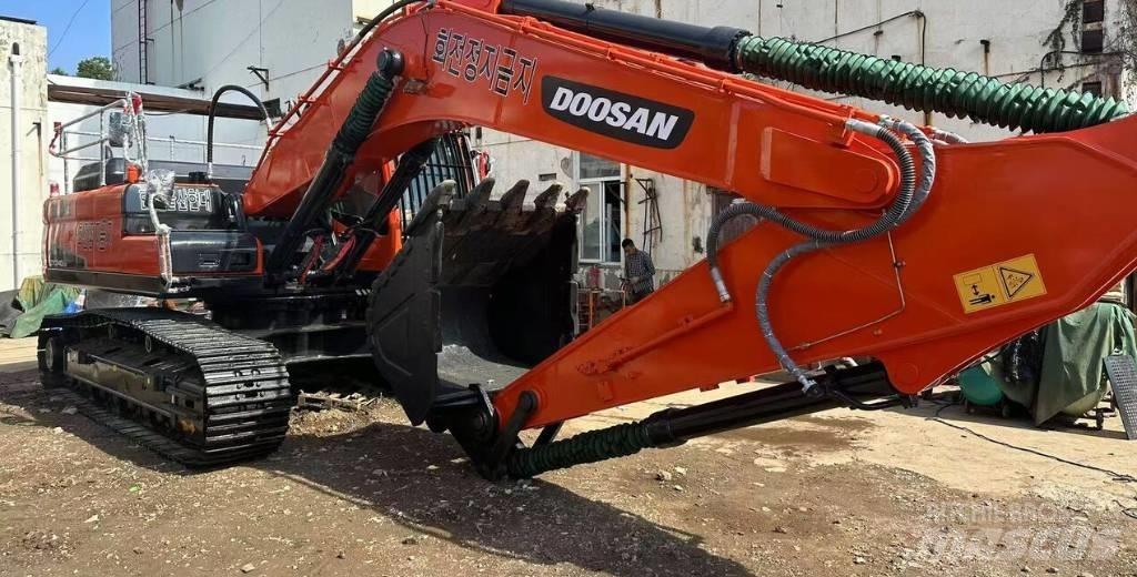 Doosan DX340 Beltegraver
