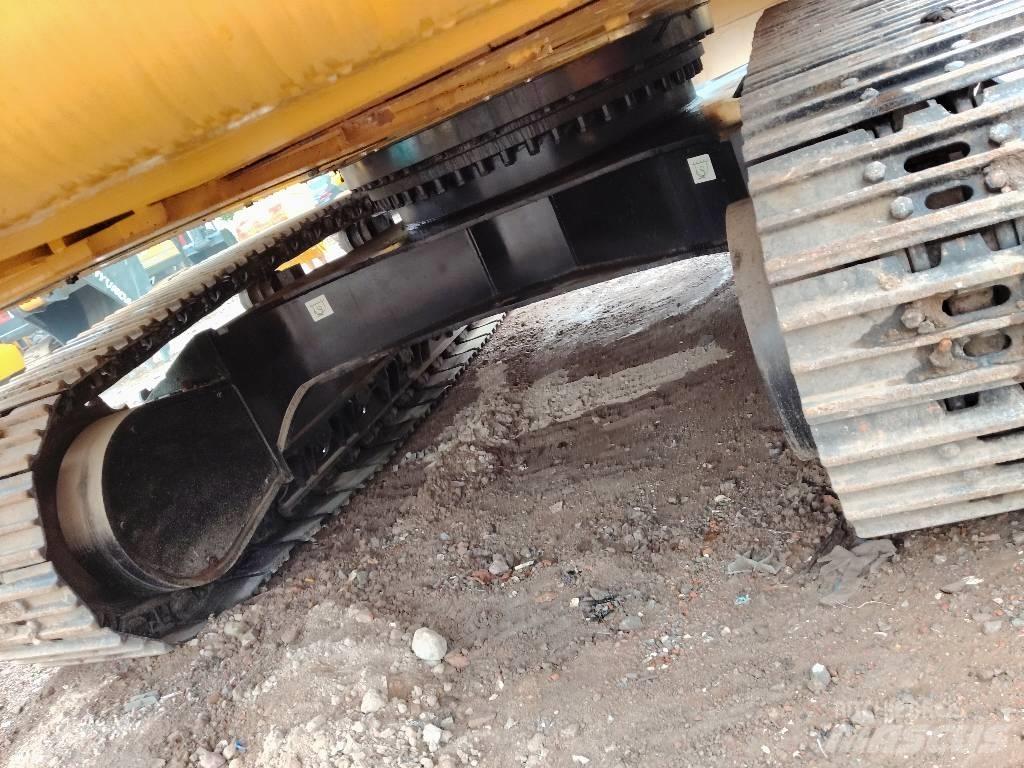 CAT 330D Beltegraver