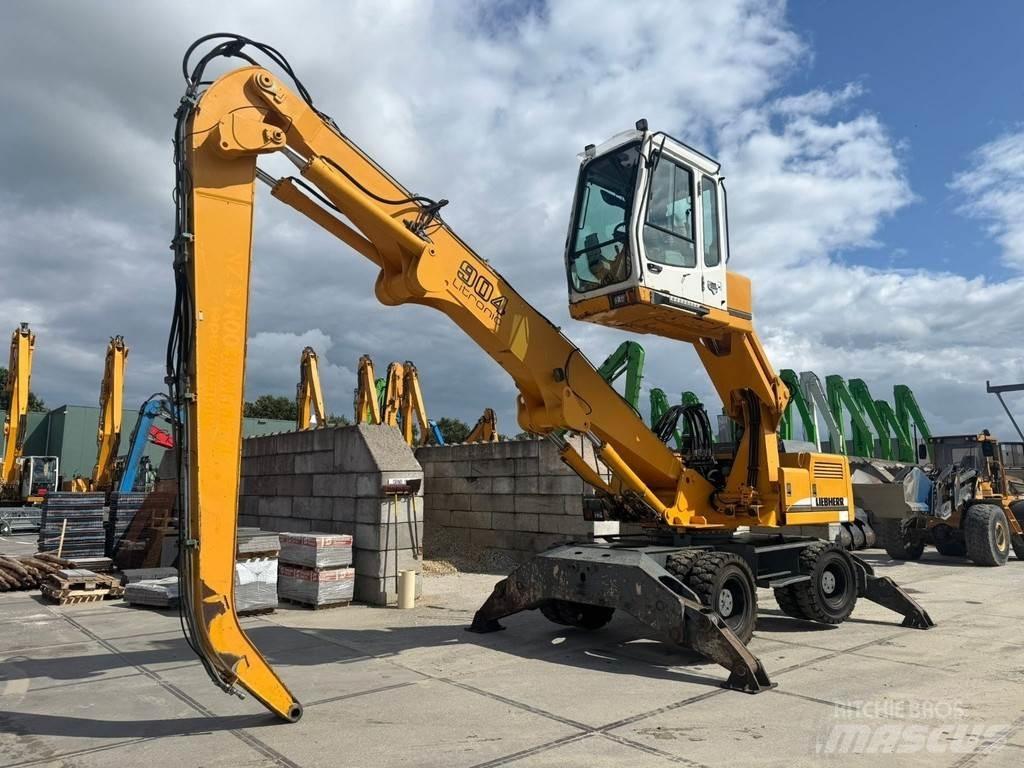 Liebherr A 904 Gravemaskiner for avfallshåndtering