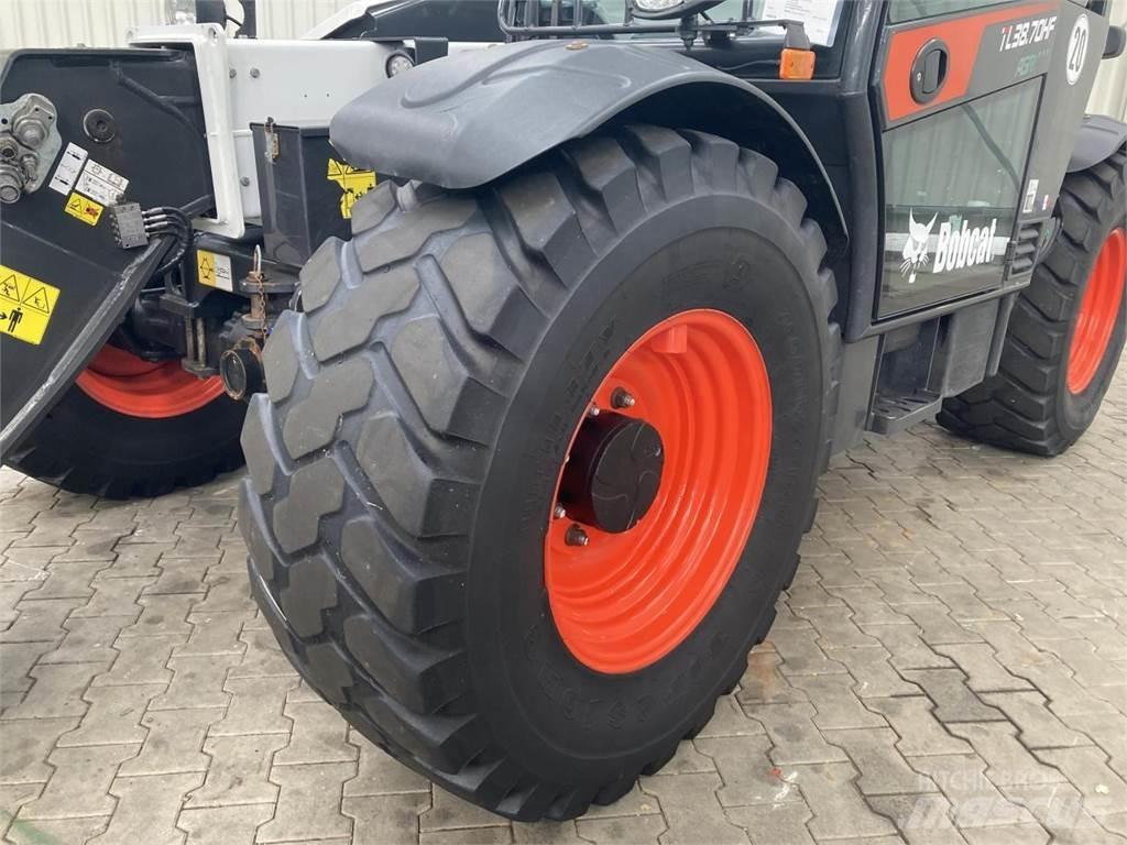 Bobcat TL 38.70 HF Teleskoplastere for Landbruk