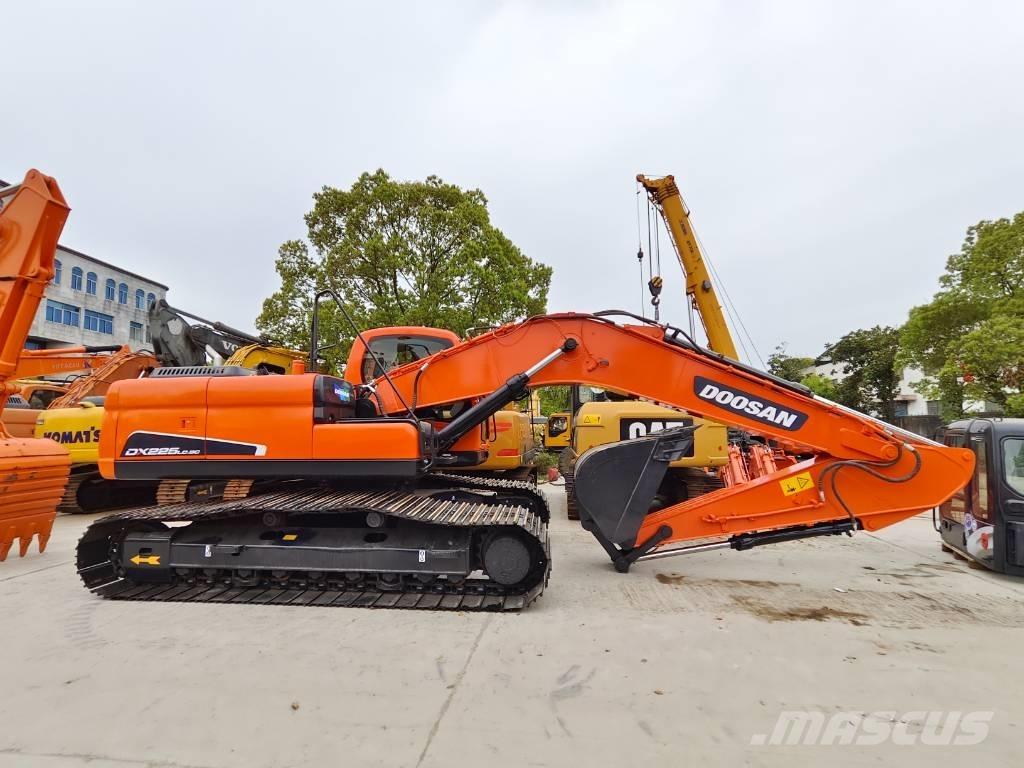 Doosan DX 225 LC Beltegraver