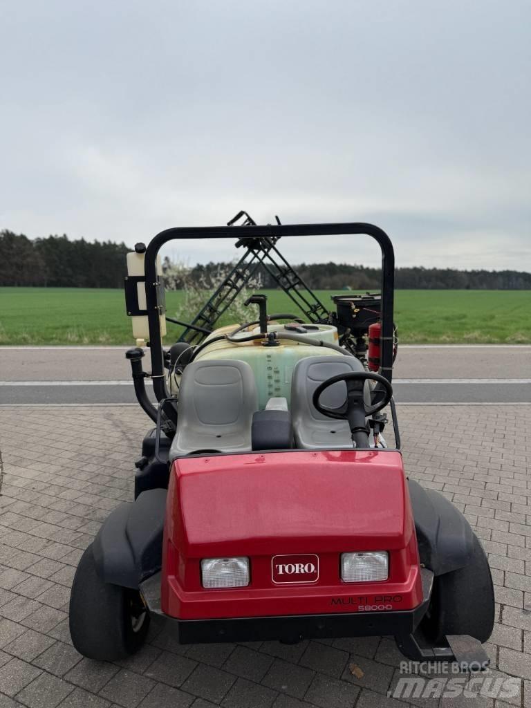 Toro MultiPro 5800 Toppdressing
