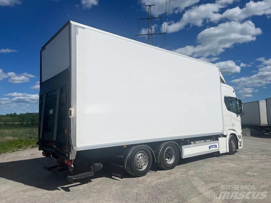 Scania R540B6X2*4NB Skapbiler