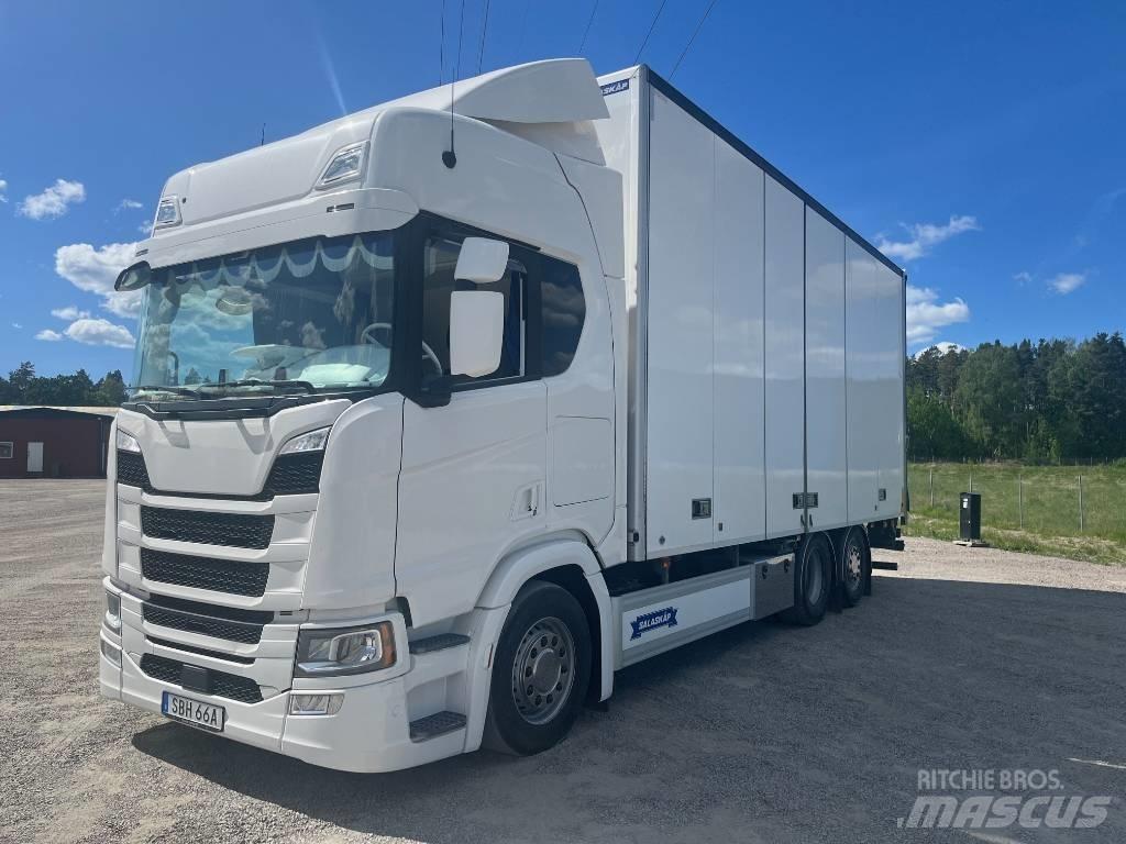 Scania R540B6X2*4NB Skapbiler