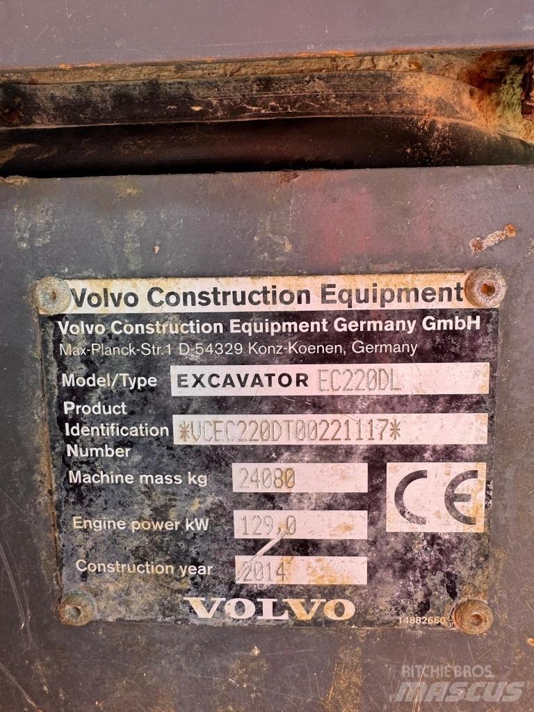 Volvo EC 220 DL Beltegraver