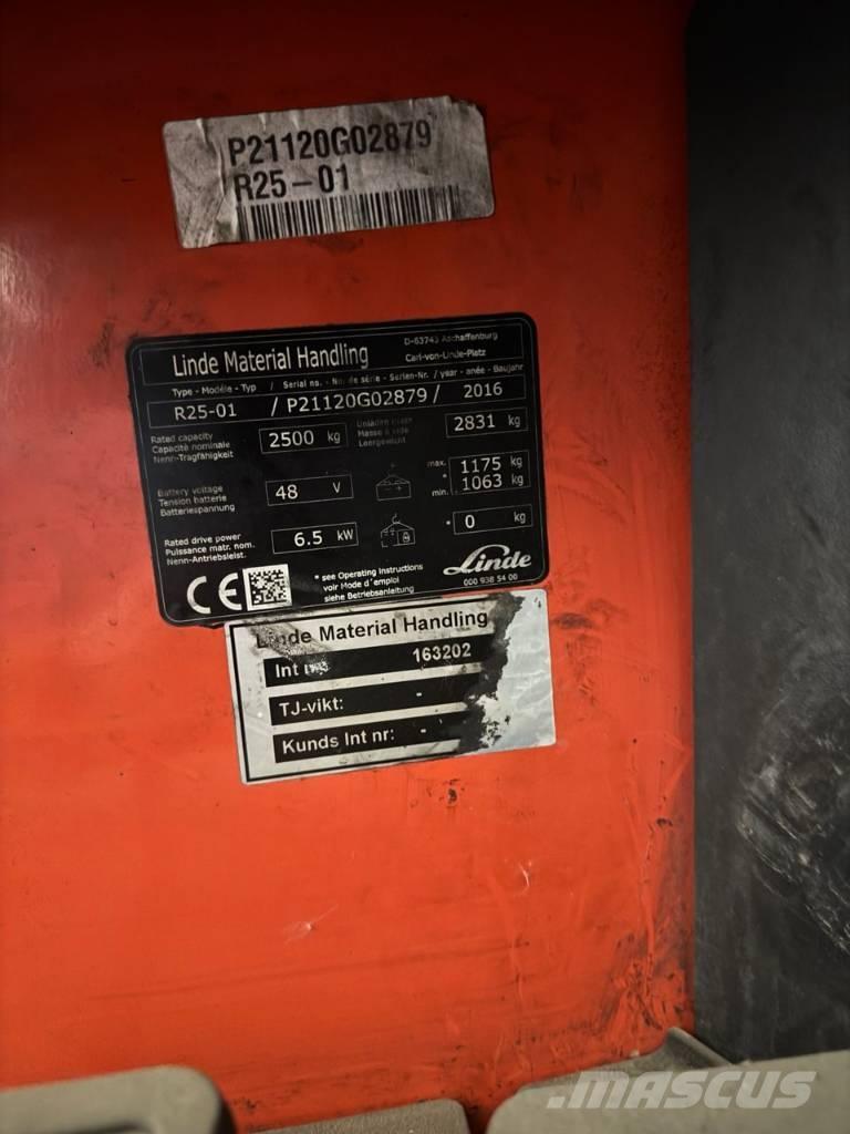 Linde R 25 Skyvemasttruck