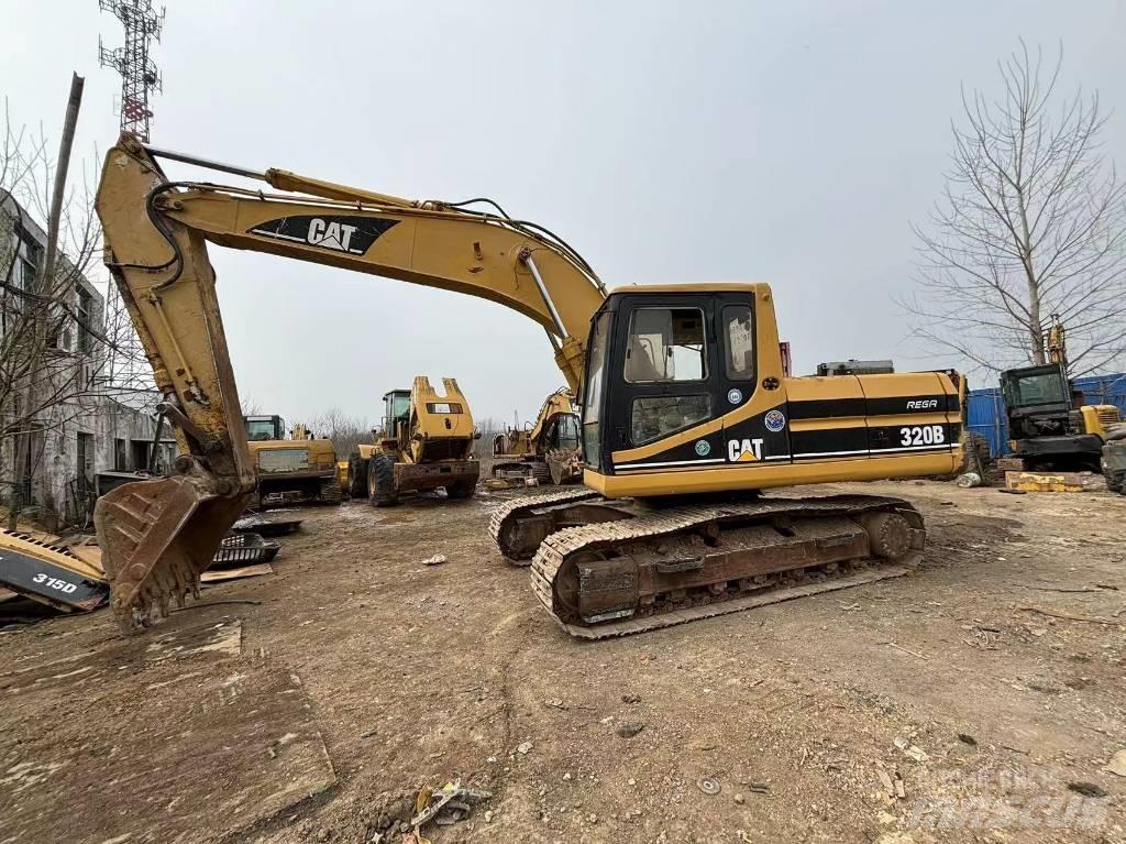 CAT 320 B L Beltegraver