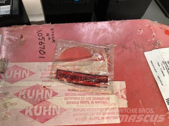 Kuhns Mfg SKID FIT Høy- og fôrmaskintilbehør