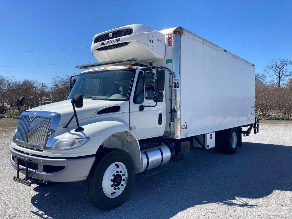 International 4300 Skapbiler