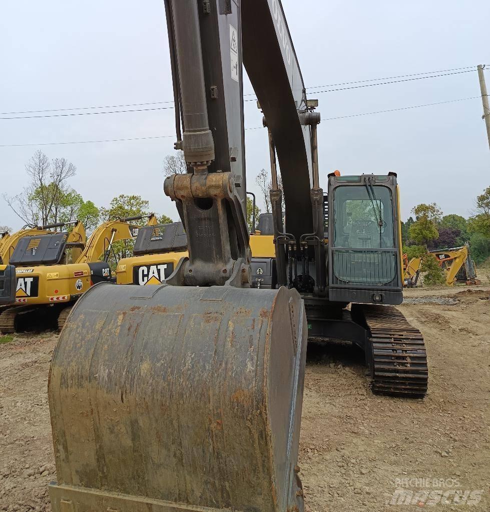 Volvo EC 210 Beltegraver