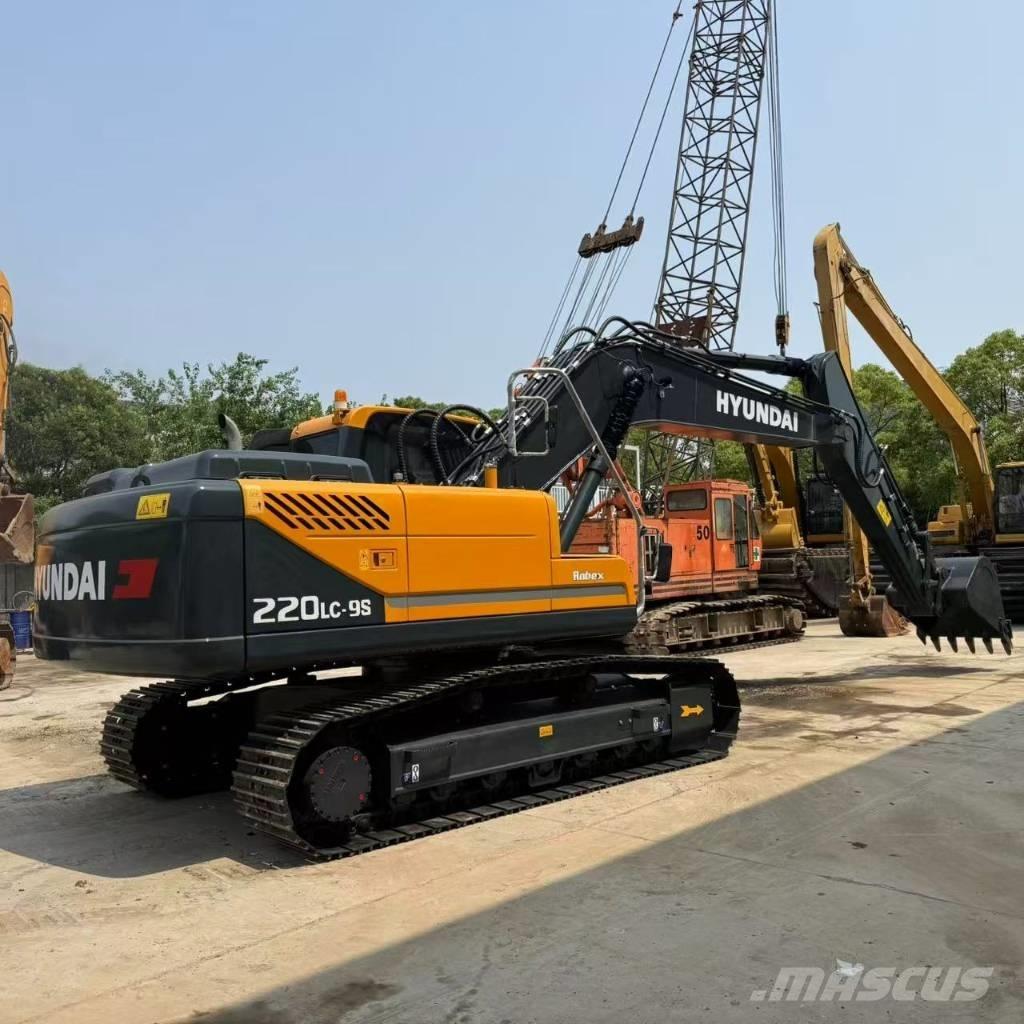 Hyundai R220LC-9S Midigravere 7 - 12t