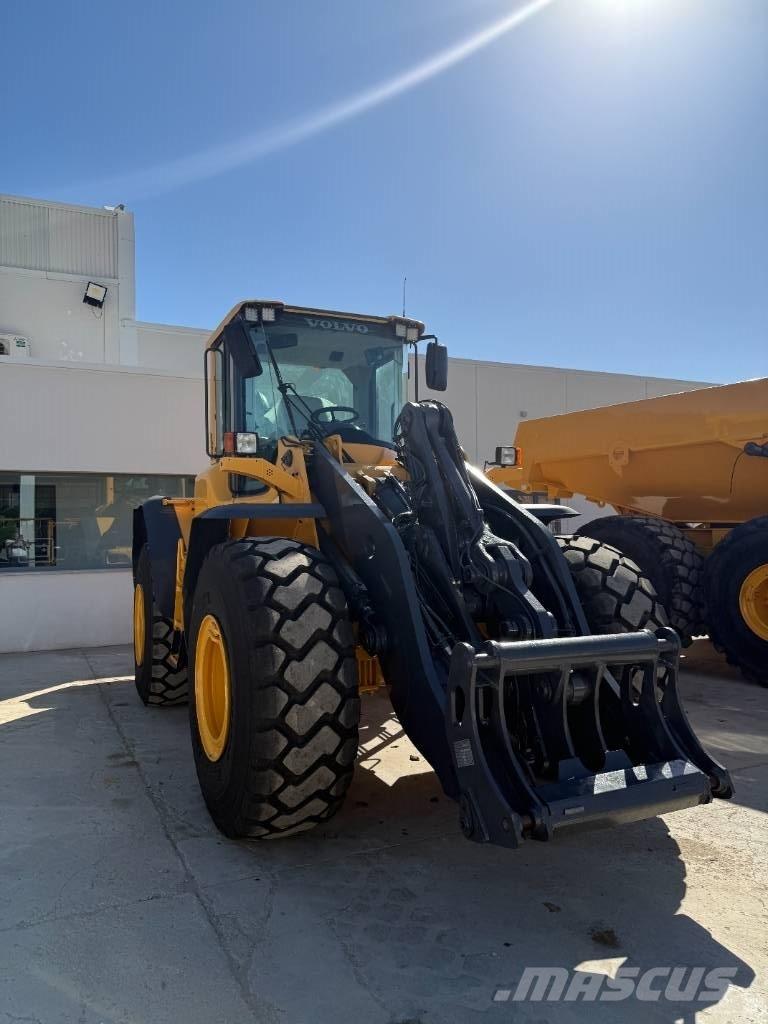 Volvo L 120 F Hjullastere