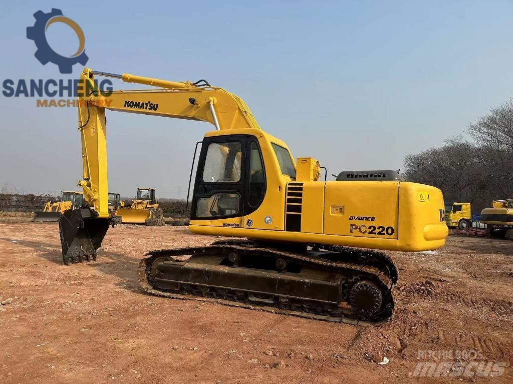 Komatsu PC 220 Beltegraver