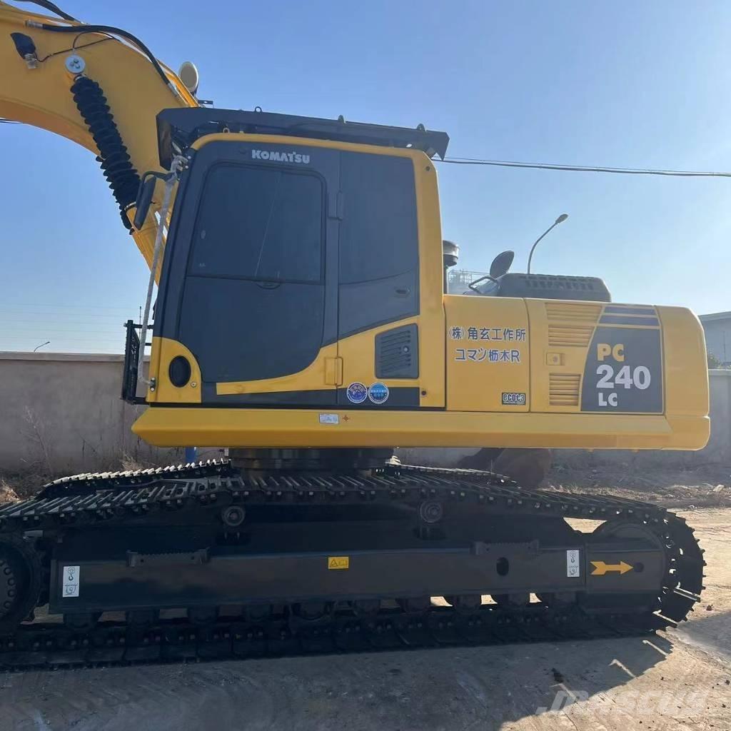 Komatsu PC 240-8N1 Midigravere 7 - 12t