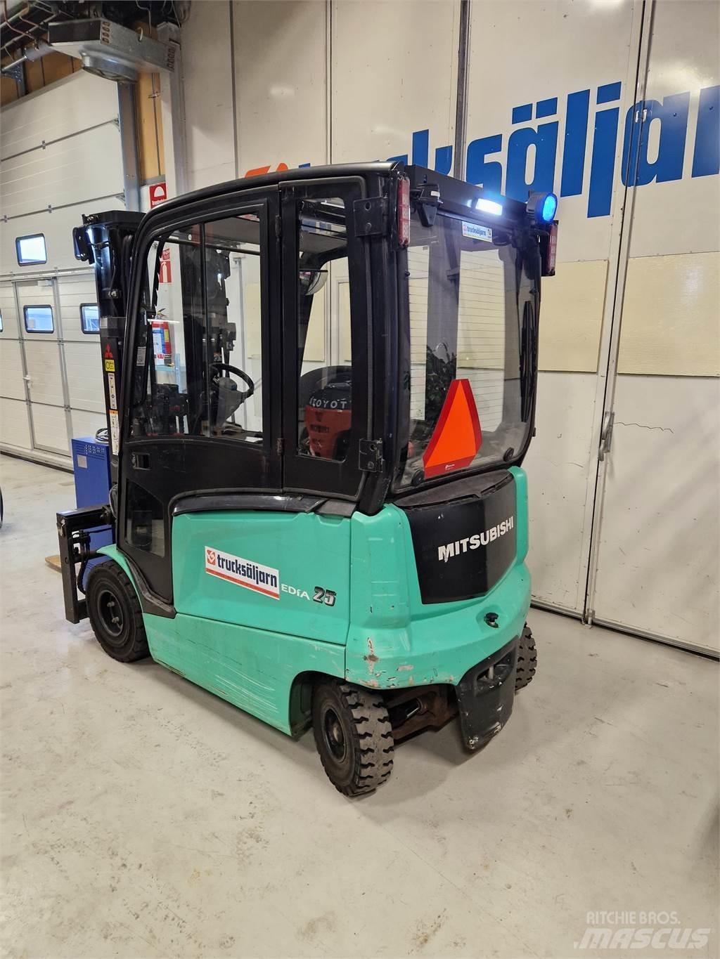 Mitsubishi FB25CN Elektriske trucker