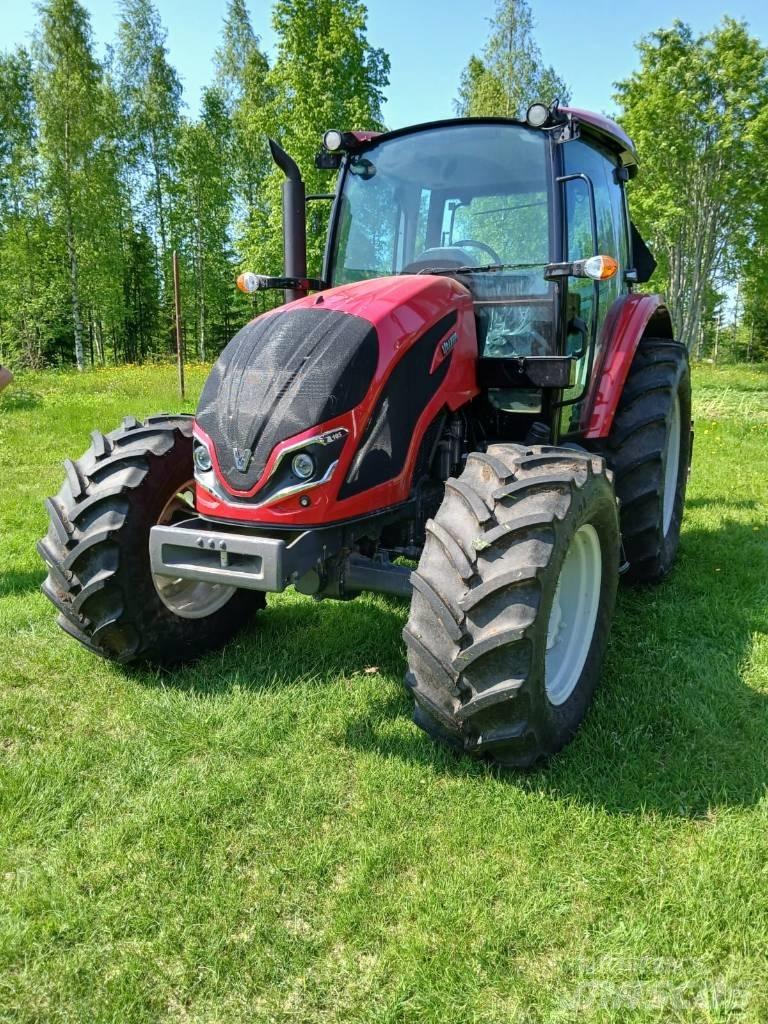 Valtra A 105 Traktorer