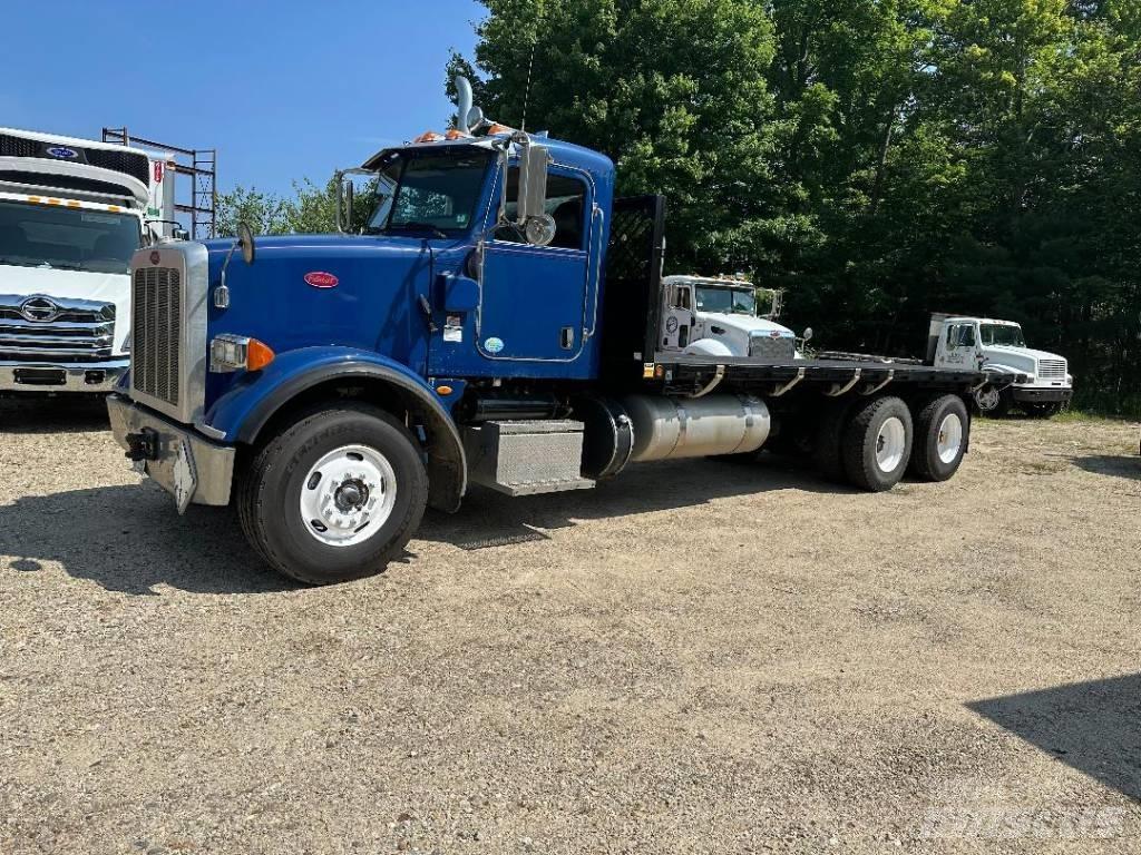 Peterbilt 365 Chassis