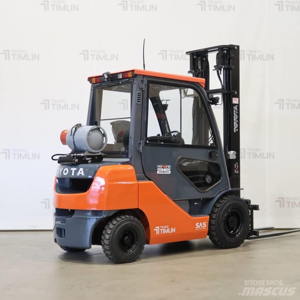 Toyota 02-8FGF25 Propan trucker